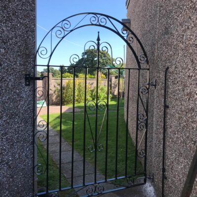 gatesandrailings